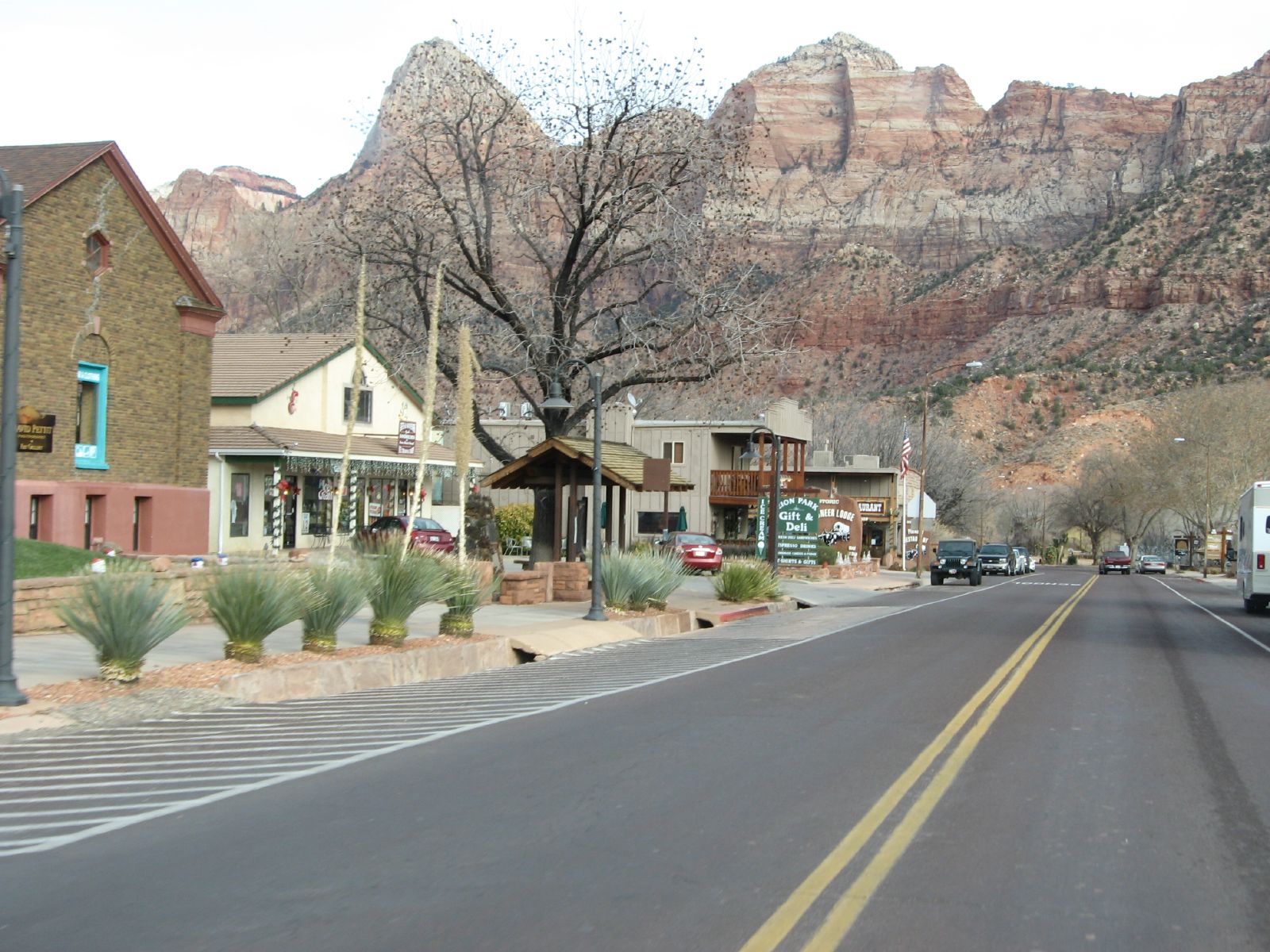 Where to Eat Near Zion, Bryce Canyon and Arches: Local Favorites Outside Utah’s Big National Parks